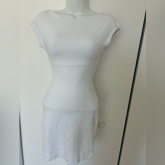 ZARA - NWTs Open Back Form Fitting Short White Dress - XS - Picture 3 of 6